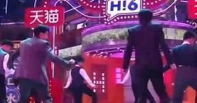 第一次戴上眼镜的奇妙体验（透视世界的魔力，眼镜带来的新感觉）